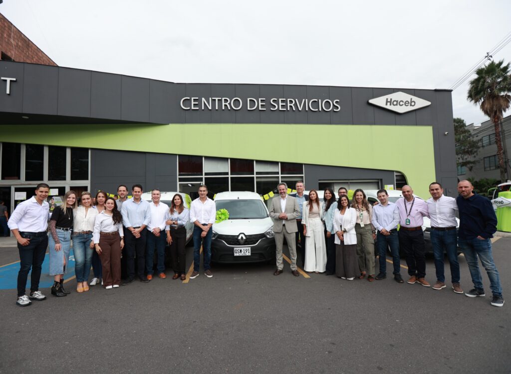 KANGOO, UNA SOLUCIÓN DE MOVILIDAD QUE SIGUE GANANDO ESPACIO ENTRE LAS EMPRESAS COLOMBIANAS